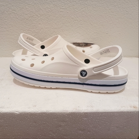 Crocs - Picture 2 of 4